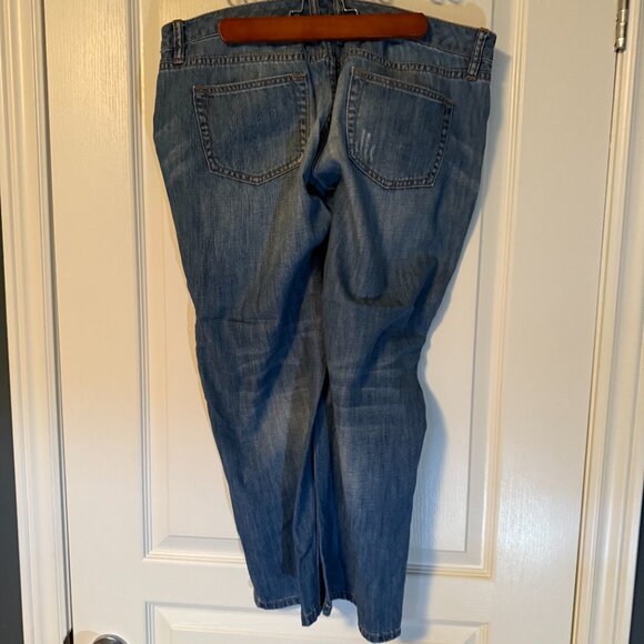 EUC The Limited Boyfriend Crop Jean Size 10 - Picture 2 of 4